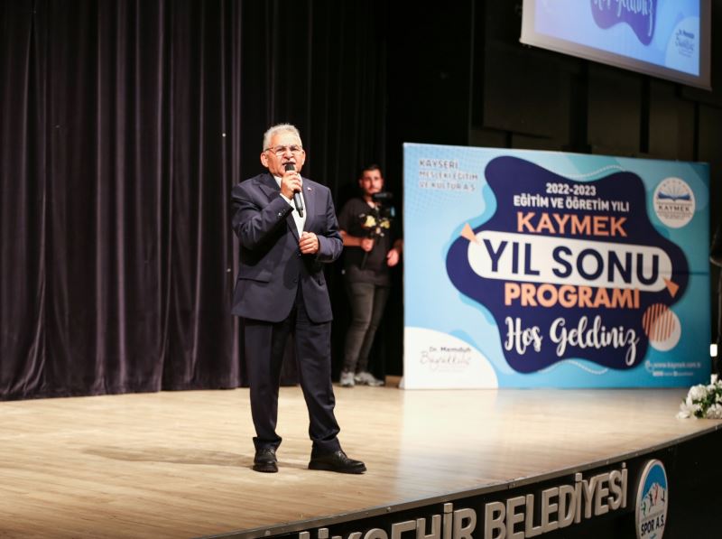 Başkan Büyükkılıç ve Vali Çiçek, KAYMEK’in Muhteşem Yıl Sonu Programına Katıldı