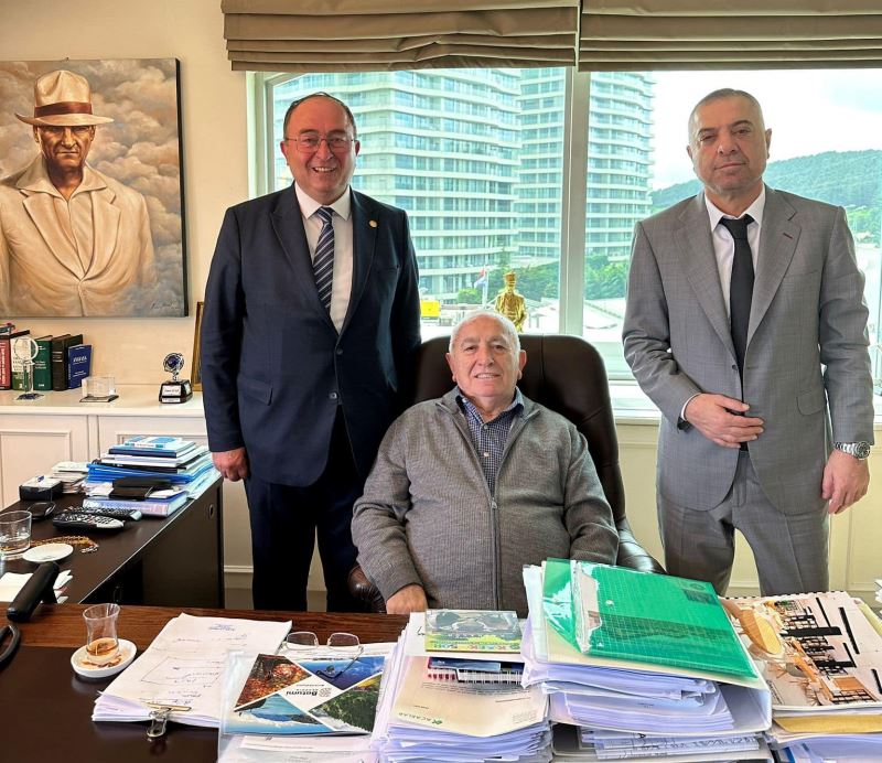 BAŞKAN ELÇİN, İŞ İNSANI İSMET ACAR’I ZİYARET ETTİ