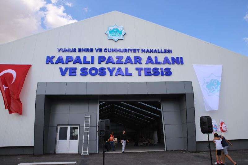 TOKİ BÖLGESİNDE YAPILAN KAPALI PAZAR ALANI VE ÇOK AMAÇLI SOSYAL TESİS VATANDAŞLARIN TAKDİRİNİ TOPLUYOR