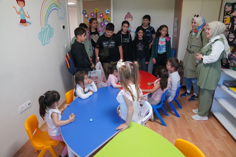 DEPREM MAĞDURU ÇOCUKLARLA BULUŞTULAR