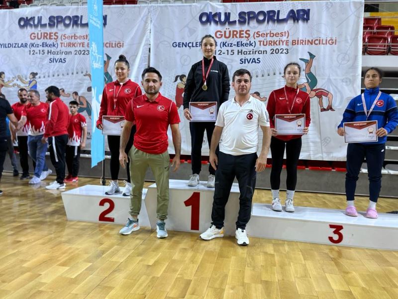 BOZÜYÜK’ÜN GURURU BES SPORCUSU BAŞAK DUMAN TÜRKİYE 2.’Sİ OLDU