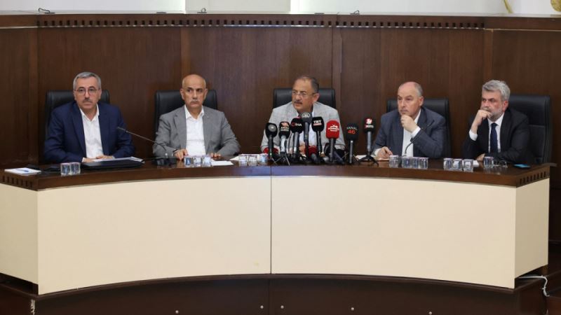 Bakan Özhaseki; “Yerinde Dönüşümü Sağlamaya Gayret Ediyoruz”