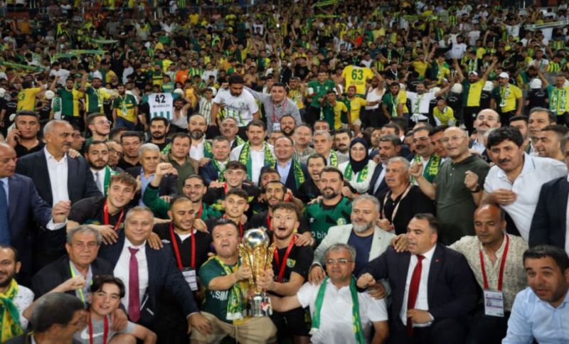 Şanlı Şehrin Takımı Memlekete Kupayla Dönüyor