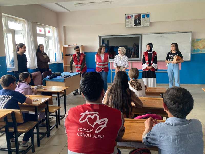 ODUNPAZARI GENÇLERİNDEN ÖRNEK DAVRANIŞ