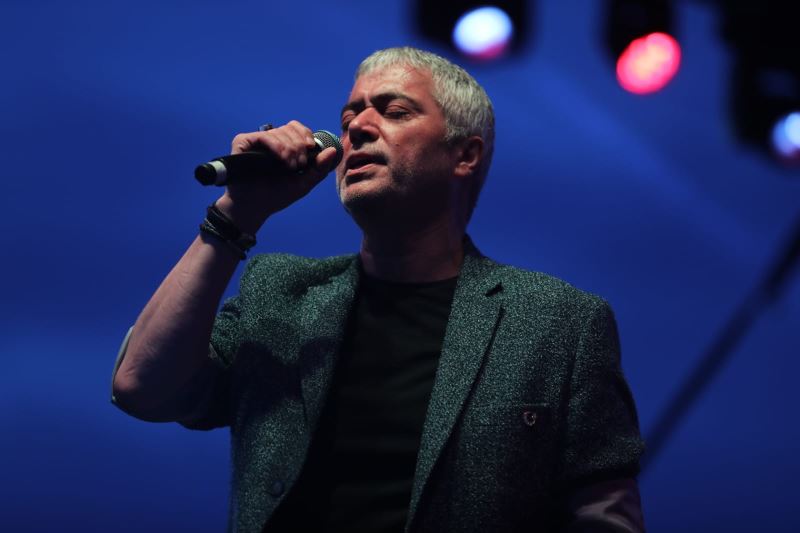 Cengiz Kurtoğlu