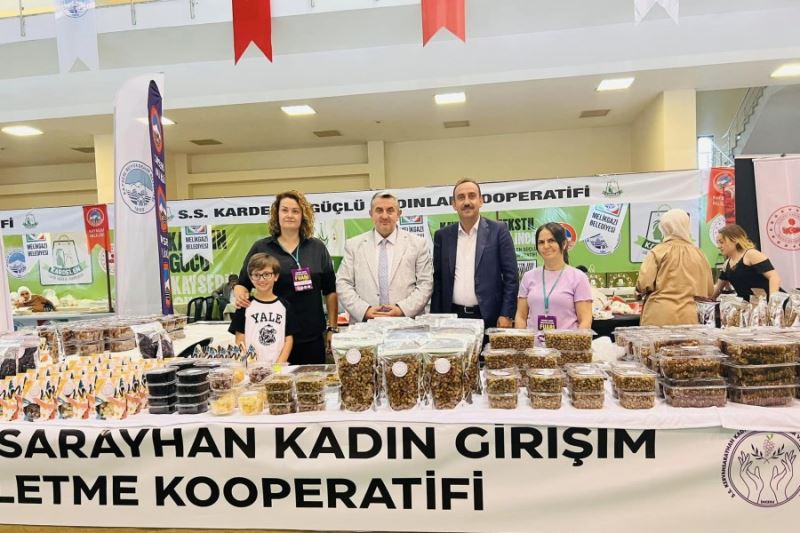 ÜRETİYORUZ DESTEKLİYORUZ… Belediye Başkanımız Av. Mustafa İLMEK Sn. Valimiz Gökmen ÇİÇEK öncülüğünde SUN fuarcılık yönetim kurulu başkanı Sn. Mehmet SAÇMACI