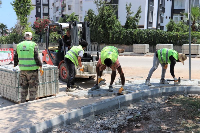 KİLİT PARKE KALDIRIM ÇALIŞMASI ÇAĞDAŞKENT MAHALLESİ’NDE DEVAM EDİYOR