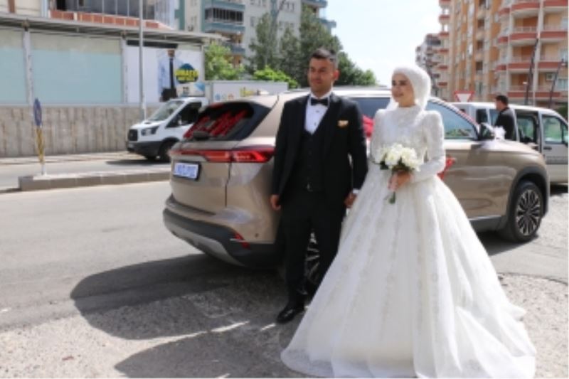 TÜRKİYE’NİN GURURU TOGG, GELİN ARACI OLDU