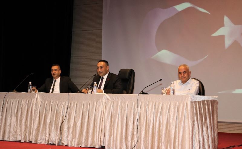 BAŞKAN YILMAZ; “TOROSLAR’DA SADECE YATAY MİMARİ OLSUN ANLAYIŞINI DOĞRU BULMUYORUZ”
