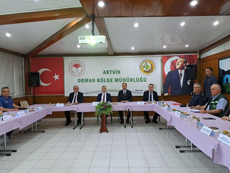 BAŞKAN ELÇİN İL ORMAN YANGINLARI KOMİSYONU TOPLANTISINA KATILDI