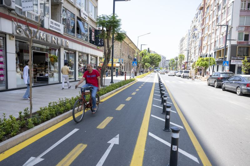 Büyükşehir Bisiklet Kullanımını Teşvik Ediyor