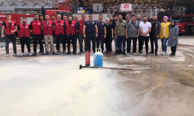 Manisa İtfaiyesinden Sivil Toplum Kuruluşlarına Eğitim