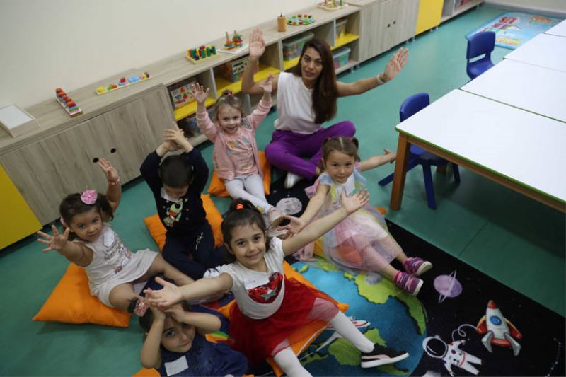 Büyükşehir Güzeloba kreşinde eğitim başladı