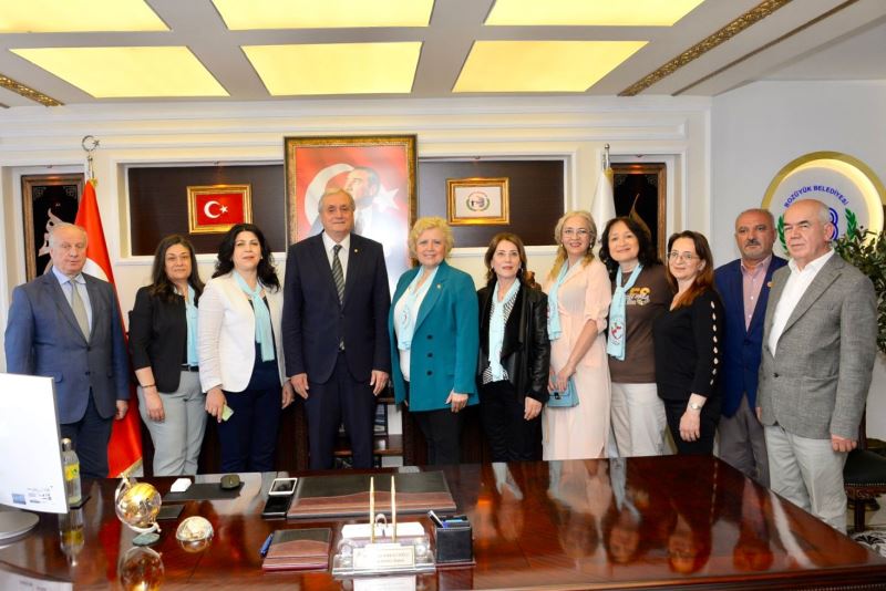 ESKİŞEHİR RUMELİ BALKAN KÜLTÜR VE DAYANIŞMA DERNEĞİ’NDEN BAŞKAN BAKKALCIOĞLU’NA ZİYARET