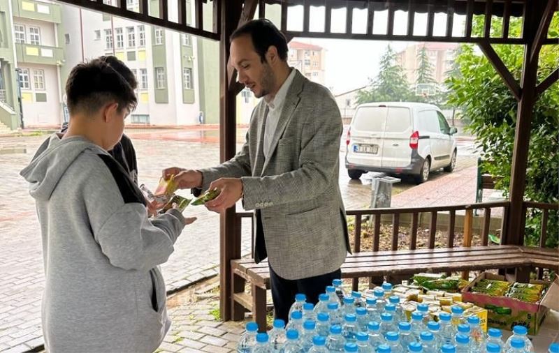 İZMİT BELEDİYESİ LGS GELENEĞİNİ BOZMADI