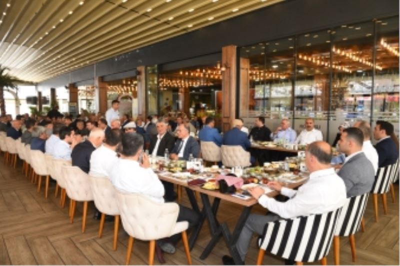 VALİ CANALP; 81 MAHALLE, BELDE VE KÖY MUHTARLARIYLA BİR ARAYA GELDİ