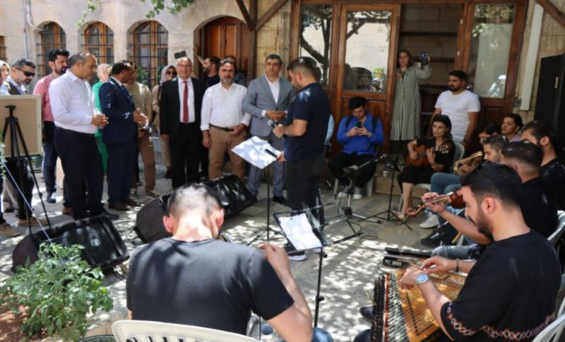 Büyükşehir’den Sanat Sokağında El Sanatları Sergisi
