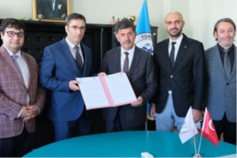 Erzincan Belediyesi ile KUDAKA arasında Tekstil Atölyesi Kapasite Arttırımı Projesi imzalandı.