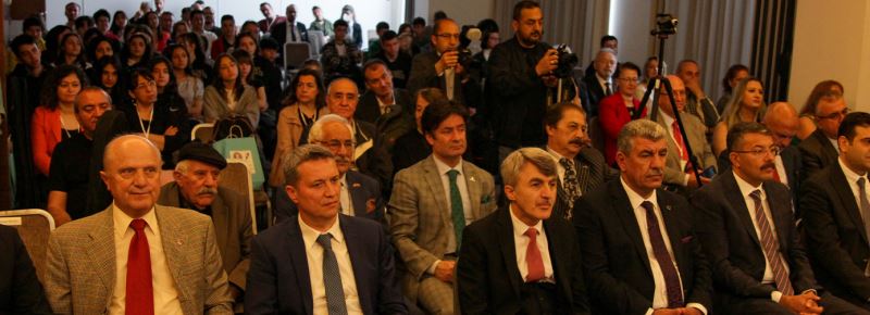 HİSARLI AHMET SEMPOZYUMU BAŞLADI