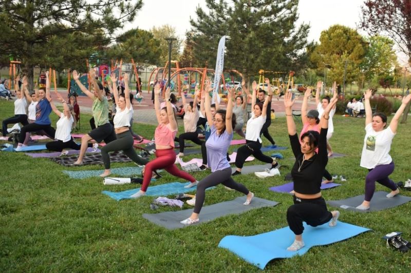 Nilüferliler yoga için buluşuyor