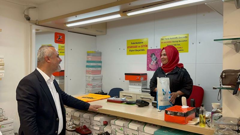 İZMİT BELEDİYESİ YÖNETİCİLERİ BAKIRCILAR ÇARŞISI ESNAFINI DİNLEDİ