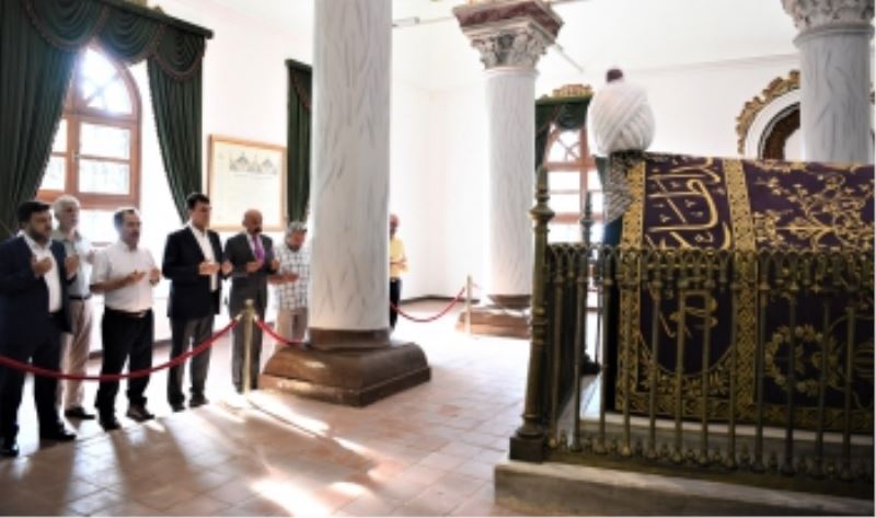 Şehit Padişah Bursa’daki Kabri Başında Anıldı