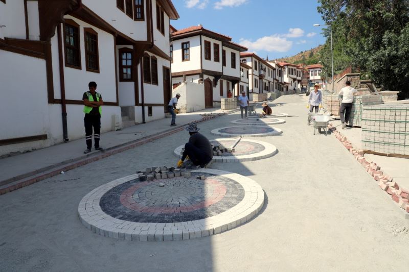 Çankırı’nın Tarihi Sokakları Aslına Uygun Yenileniyor