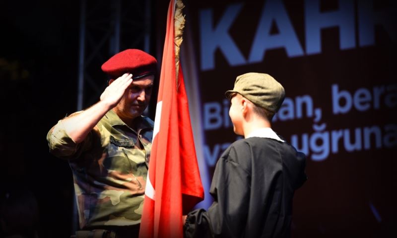 Şehir Tiyatrosu Duygulandırdı