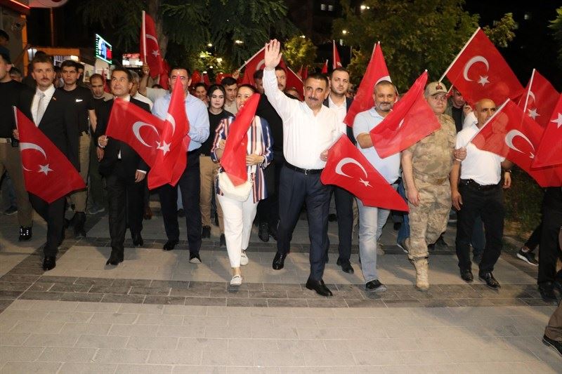 15 TEMMUZ DESTANI “TÜRKİYE YÜZYILIN KAHRAMANLARI”