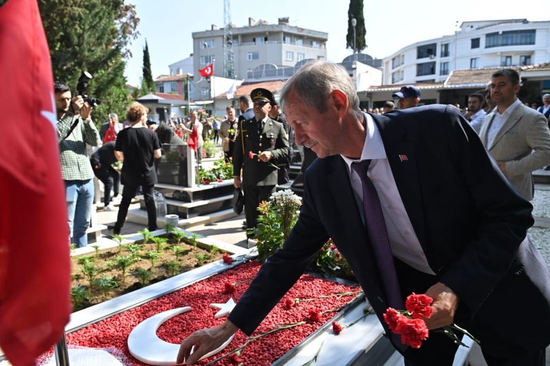 Başkan Uzunlar 15 Temmuz anma törenlerine iştirak etti