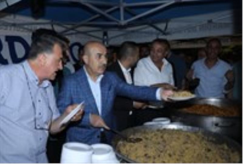 Vali Demirtaş: “Allah, milletimize 15 Temmuz’da yaşadığımız o karanlık geceyi bir daha yaşatmasın”