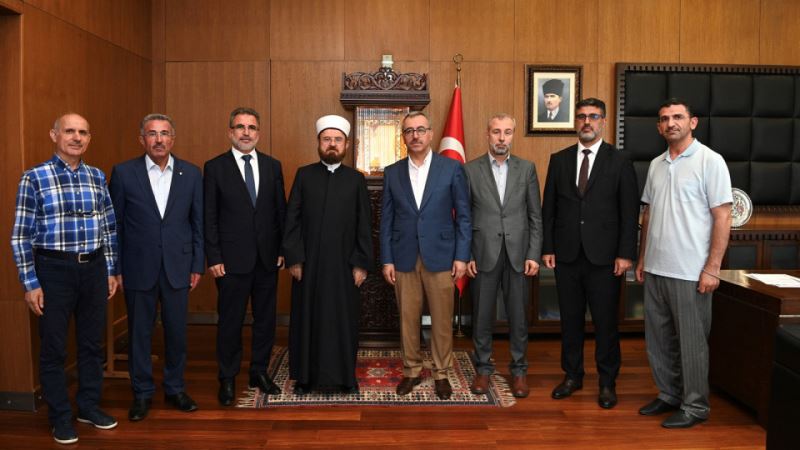 Başkan Güngör, Dünya Müslüman Âlimler Birliği Genel Sekreteri Karadaği ile Bir Araya Geldi
