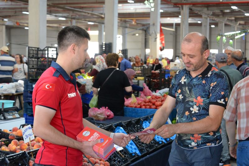 İTFAİYE EKİPLERİ, DEPREM BİLGİLENDİRME BROŞÜRÜ DAĞITTI