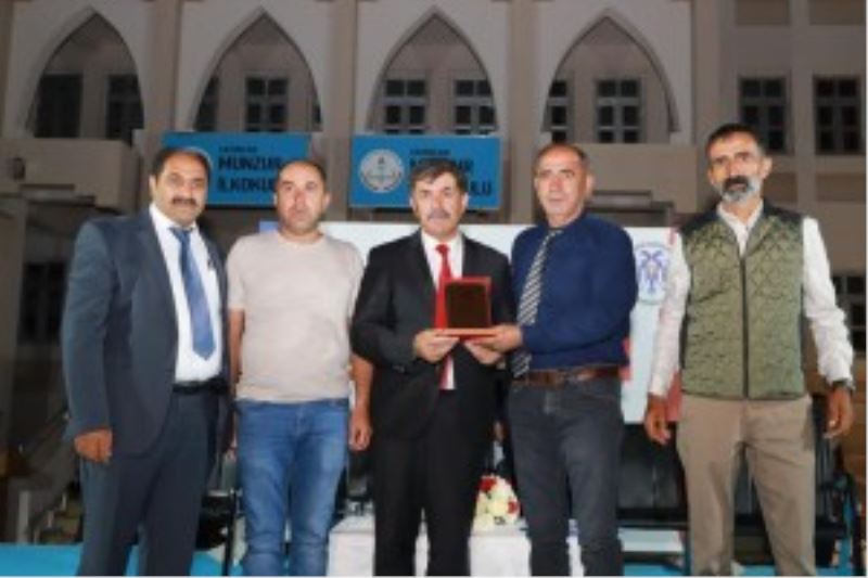 MAHALLELİ Soruyor BAŞKAN Cevaplıyor, Geçit Yerleşkesi