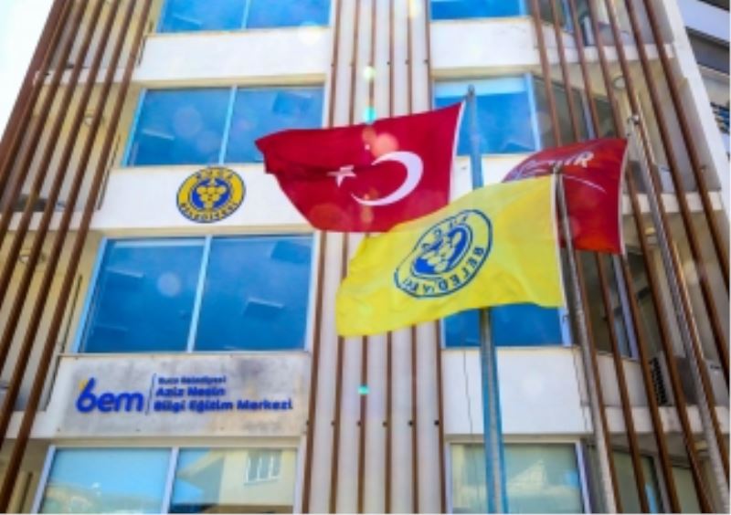 Aziz Nesin Bilgi ve Eğitim Merkezi’ndeki kurslara büyük ilgi
