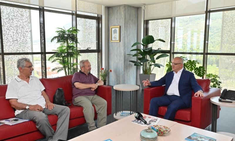 Hafızlar ve Mevlithanlar Derneği’nden Başkan Ergün’e Ziyaret