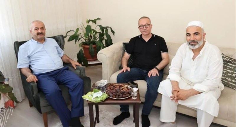 Başkan Büyükgöz’den Gebzeli Hacılara Ziyaret