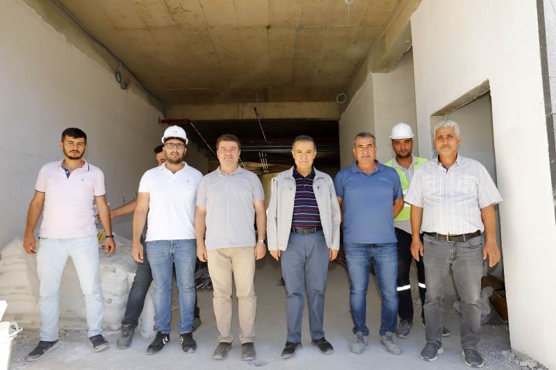 BAŞKAN DİNÇER VE MİLLETVEKİLİ AYDOĞDU ENGELSİZ YAŞAM MERKEZİ İNŞAATINDA İNCELEMELERDE BULUNDU
