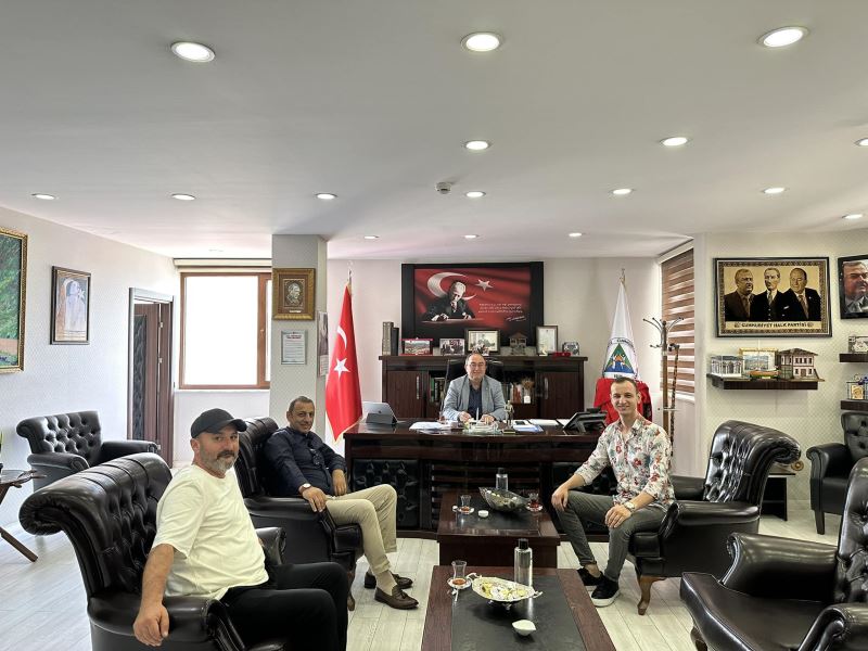 CİNEVİZ KARDEŞLERDEN BAŞKAN ELÇİN’E ZİYARET