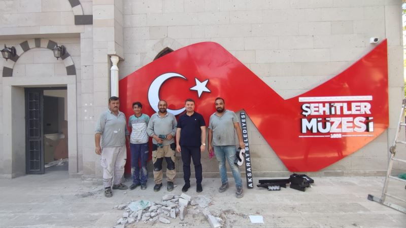 BAŞKAN DİNÇER “ŞEHİTLERİMİZİN AZİZ HATIRALARI SERGİLENECEK”