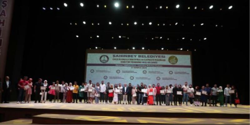 Mutlu ve Huzurlu Evliliğin Formülü Evlilik Okulunda