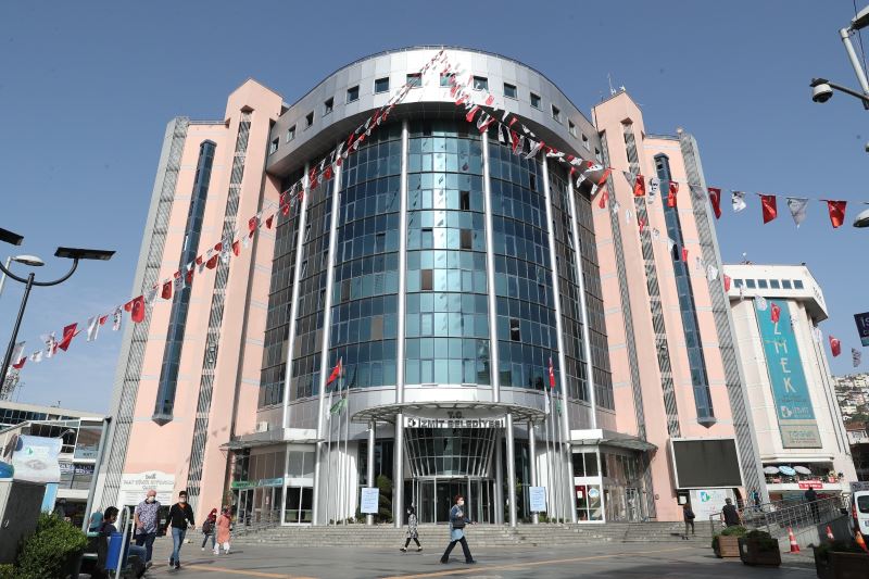 İZMİT BELEDİYESİ, KAÇAK YAPILARIN YIKILMASI İÇİN İHALE YAPACAK
