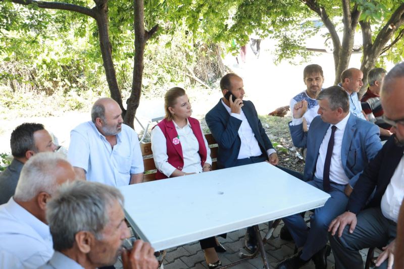 BAŞKAN HÜRRİYET, KANDIRA SAFALI MAHALLESİ SAKİNLERİYLE BAYRAMLAŞTI