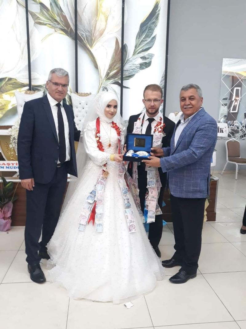 Esra ve Murat kardeşlerimizin mutluluklarına ortak olduk