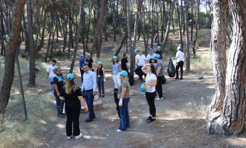 Çiftlik Park’ta Büyükşehir İşbirliğinde Çevre Temizlik Etkinliği Yapıldı