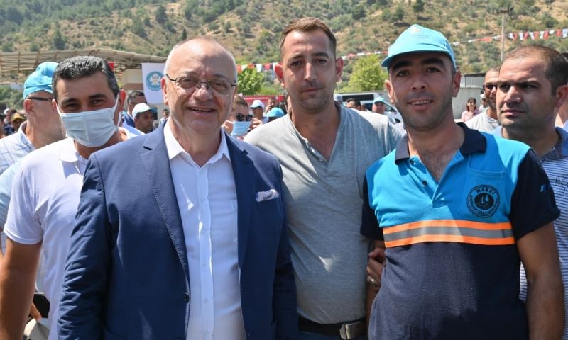 Büyükşehir’de Kadrolu İşçilerin Yeni Ücretleri Açıklandı