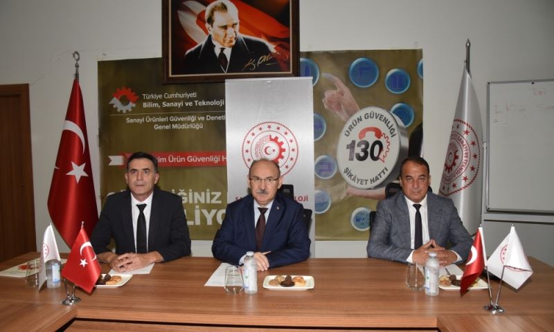 Büyükşehir, Sanayii ve Teknoloji İş Birliği Kurulu Toplantısına Katıldı