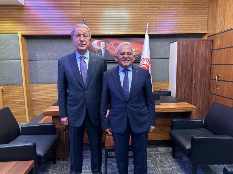 Başkan Büyükkılıç’tan Kayseri Milletvekillerine TBMM’de Ziyaret