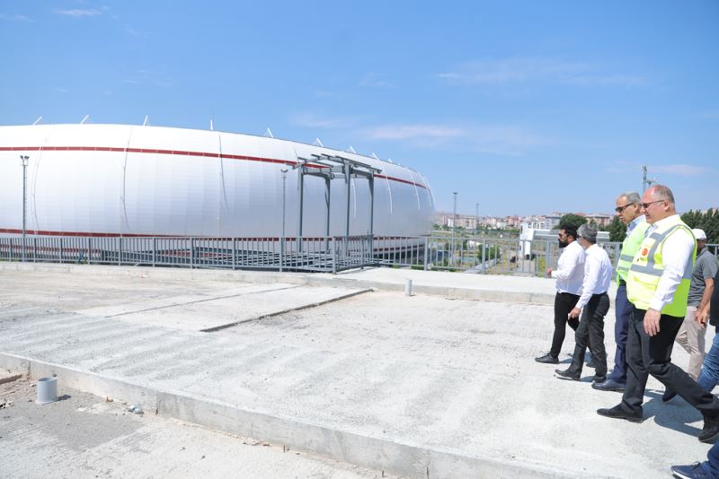 STADYUM YANI ÜST GEÇİT VE BAĞLANTI YOLUNDA SON RÖTUŞLAR…