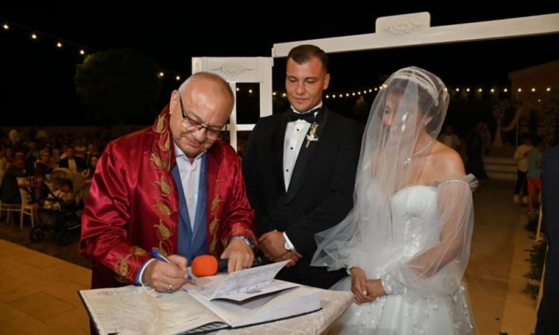 Başkan Ergün, Genç Çiftin Nikâhını Kıydı
